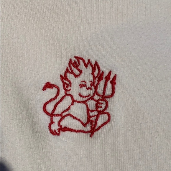 crop top - Picture 2 of 5